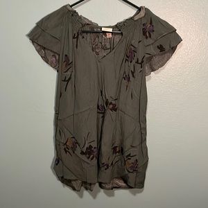 a new day M Green Floral Blouse